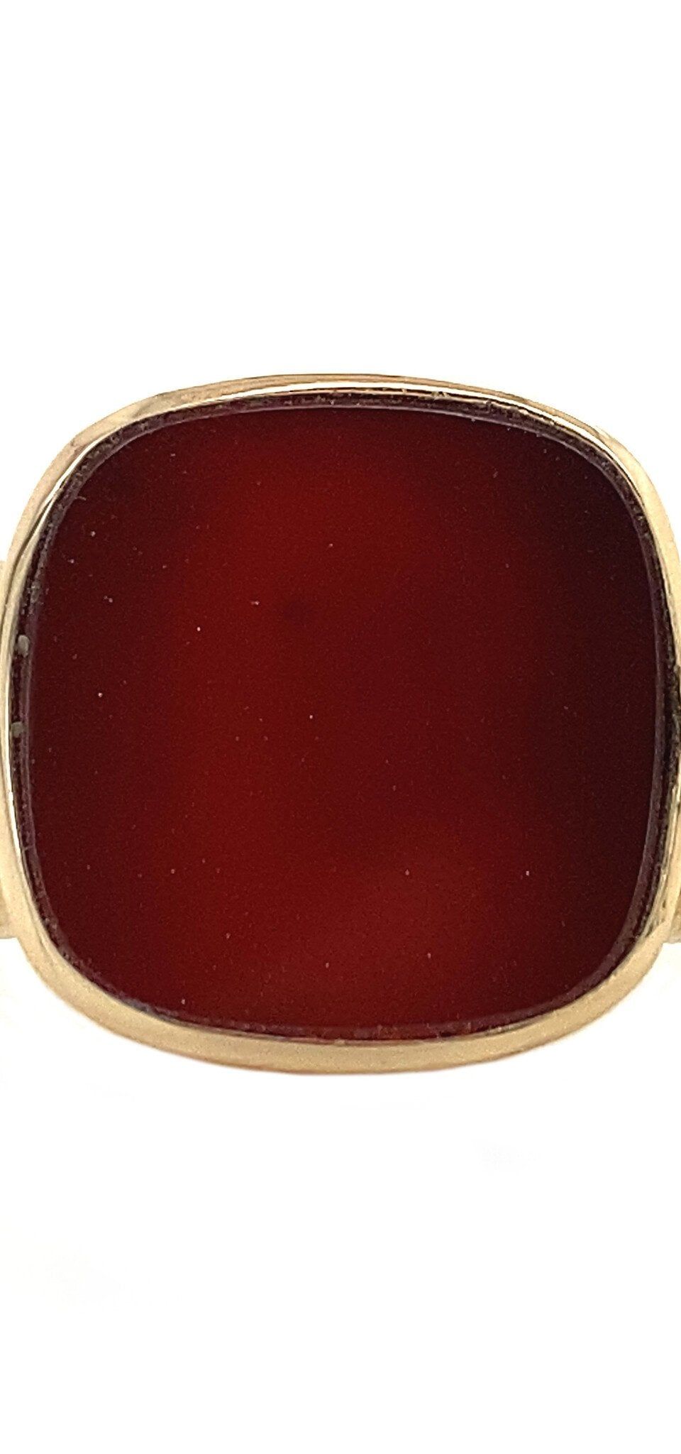 Vintage 14K Gold Ring with Carnelian